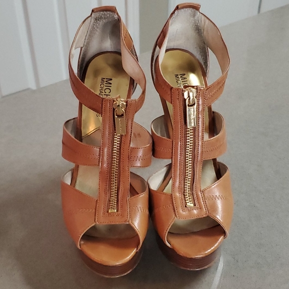 MK Strappy Platform Heels Size 7.5 - Picture 2 of 6